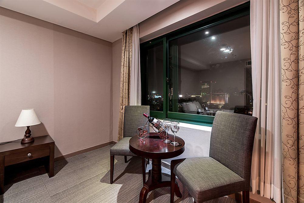 New Hilltop Hotel Сеул Екстер'єр фото