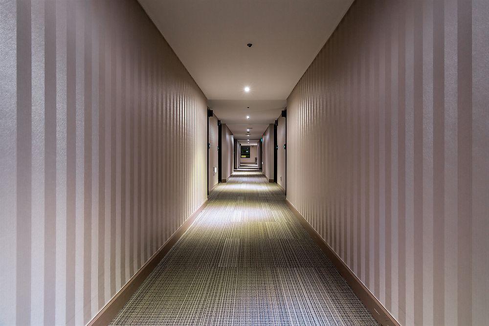 New Hilltop Hotel Сеул Екстер'єр фото